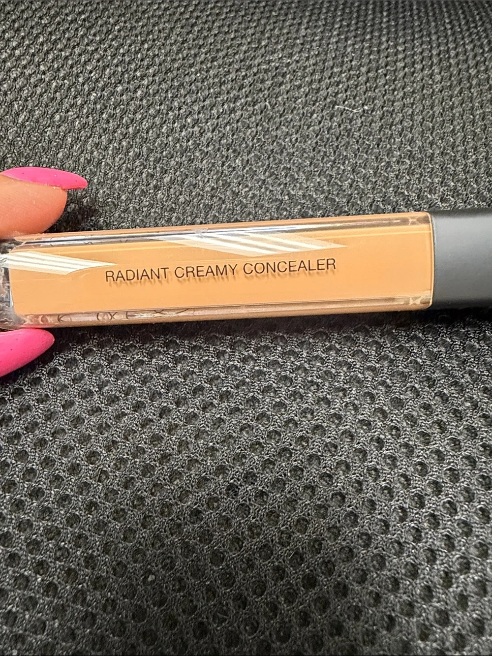 NARS Liquid Concealer in Biscuit medium/deep 1